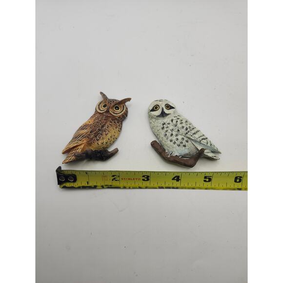Set of 2 Realistic 3D Owl Magnet Hand Painted Resin Birds on Branch Fridge Decor - Picture 2 of 8